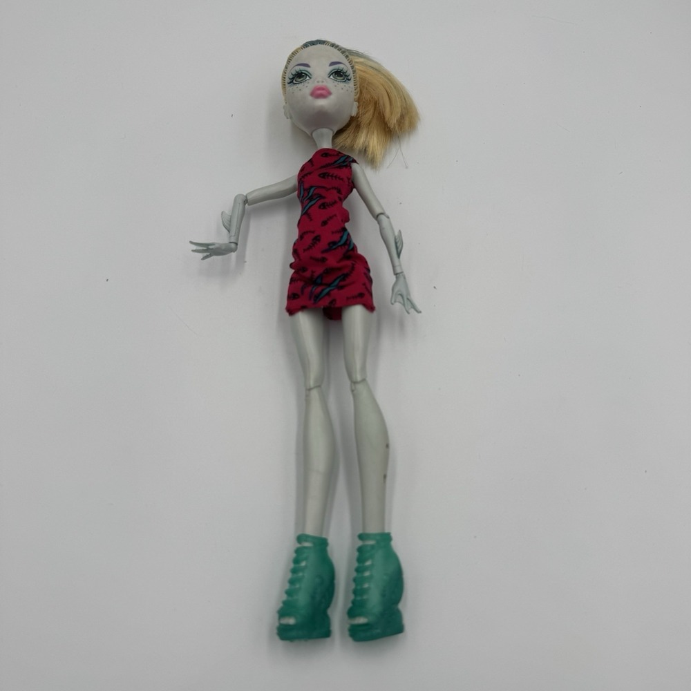 Monster High Mad Lagoona Blue Doll Mattel 2008
